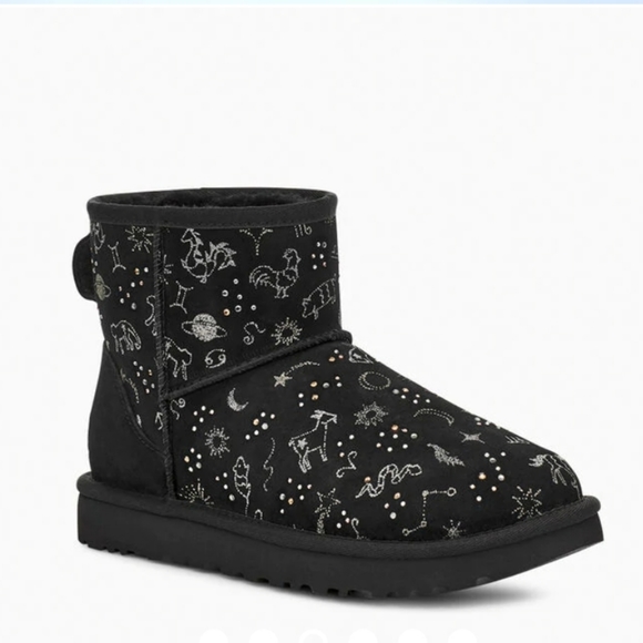SALE! UGG Black Classic Zodiac Mini - Picture 2 of 7